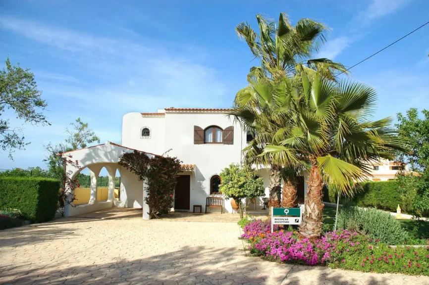 Casa Bela Moura Boutique Hotel reception